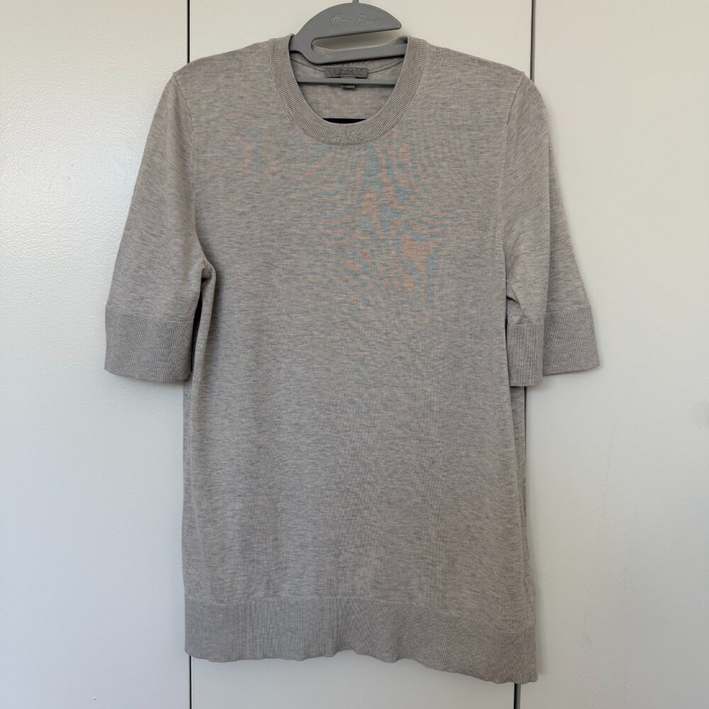 COS lightweight soft Tee